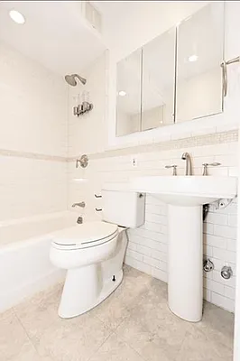 Rented by Buchbinder & Warren | media 22