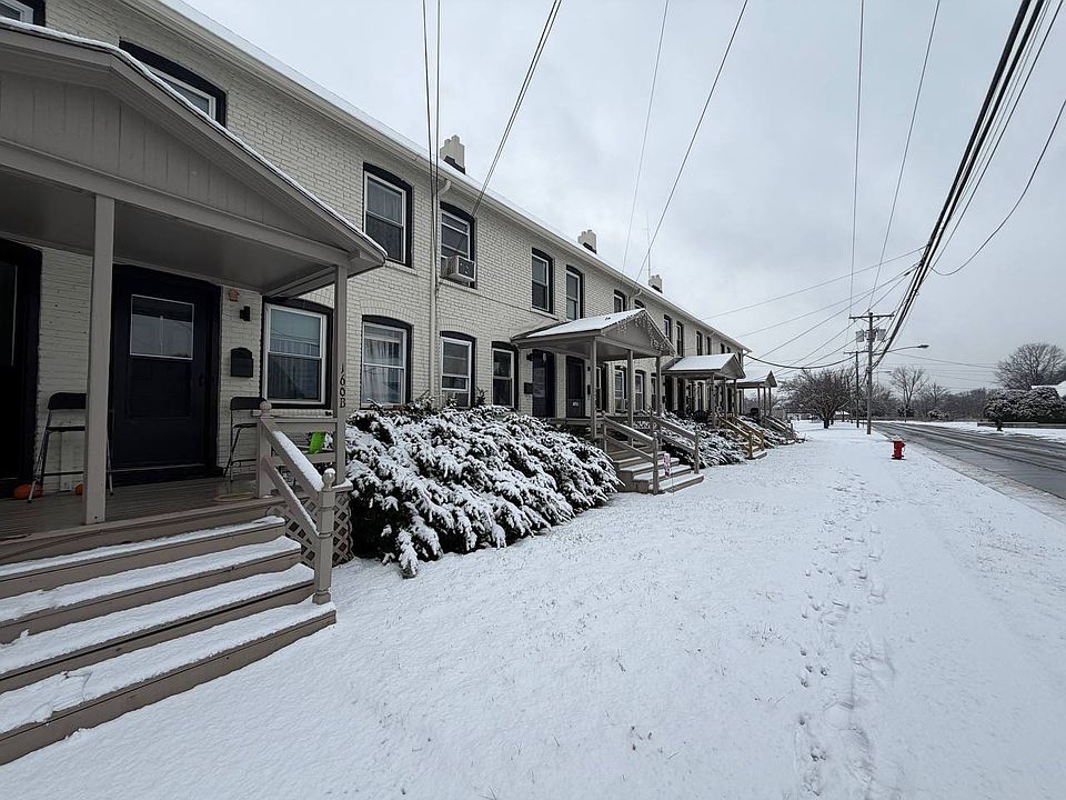 1st image of 160A Macarthur Ave #160A