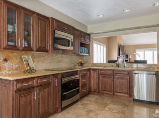 178 Firestone Dr, Palm Desert, CA 92211