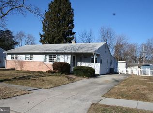 214 Ellsworth Dr, Newark, DE 19711