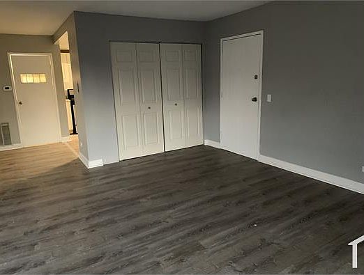 3rd image of 3141 W Madison St #301