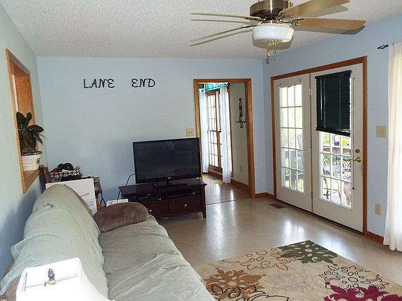 4th image of 2484 Crystal Ct