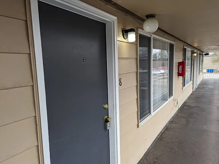 2865 Front St NE #8B — Photo 3