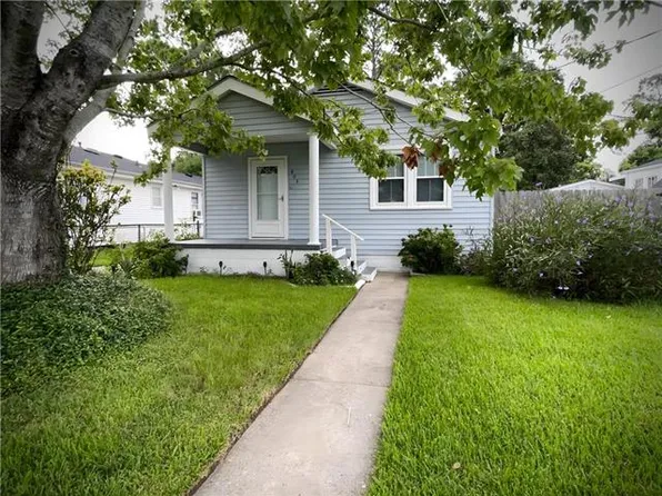 803 Chipley St, Westwego, LA 70094