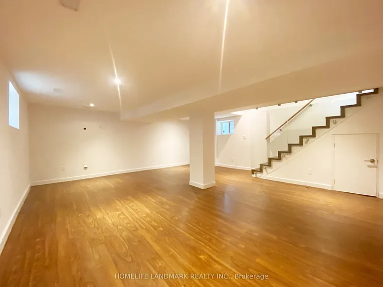 32 Elmer Ave — Photo 29