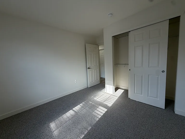 70 Sequoia Dr — Photo 11