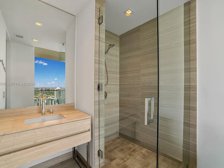 18975 Collins Ave #3000 — Photo 29