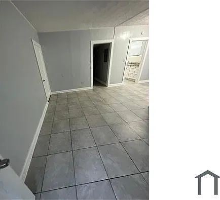 2 bed, 750 sqft, $950 — Photo 2