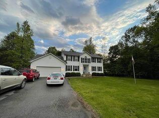 973 E Indian Stone Rd, Shepherdsville, KY 40165