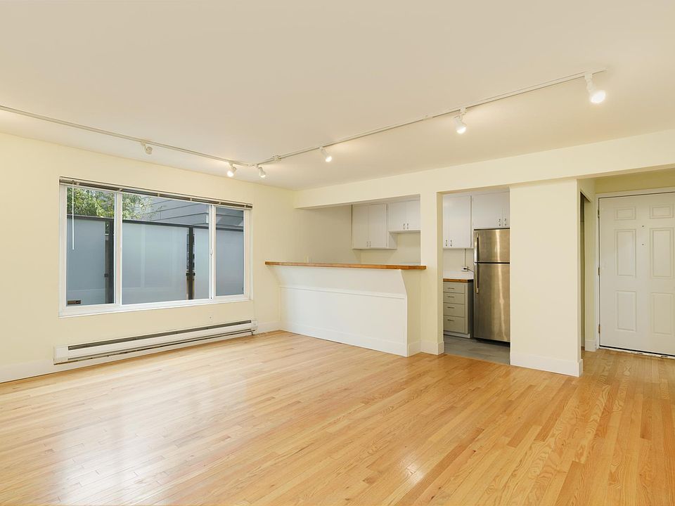 1st image of 1014 5th Ave N APT 31