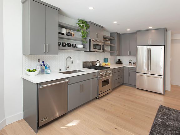 4th image of 16A Iris Ave