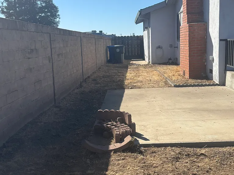 137 Argonaut St — Photo 30