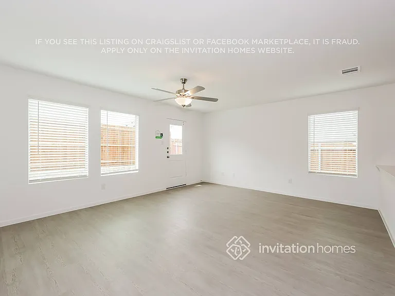 2742 Bronte Blvd — Photo 3