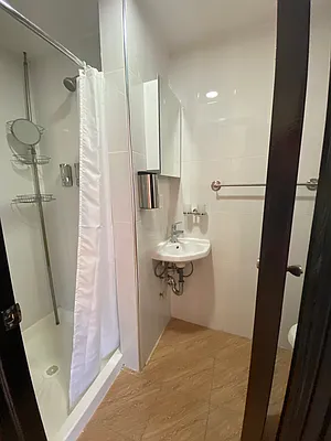 Rented by One New York Realty Inc | media 11