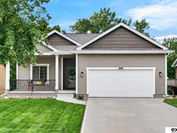 8022 S 190th St, Omaha, NE 68136
