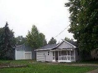 407 W Curtis St, Stryker, OH 43557