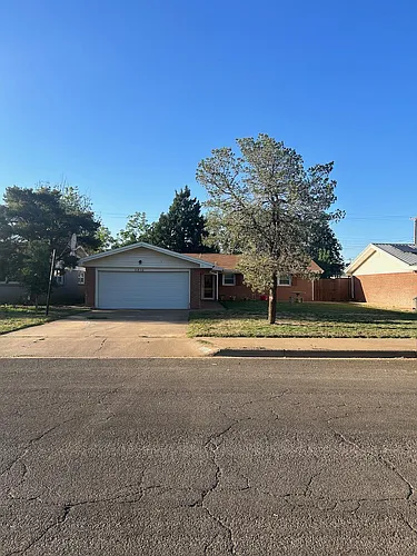 5216 15th St Photo 1