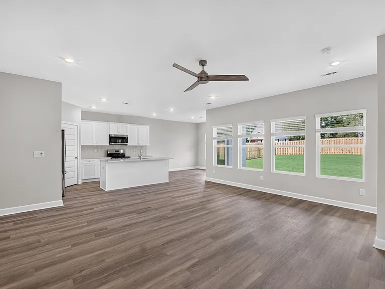 305 Nicklaus Ct — Photo 3