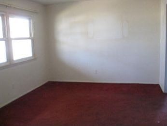 2nd image of 1473 E Sedgefield Dr