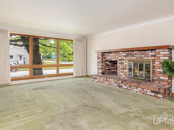 4th image of 1302 Minneapolis Ave