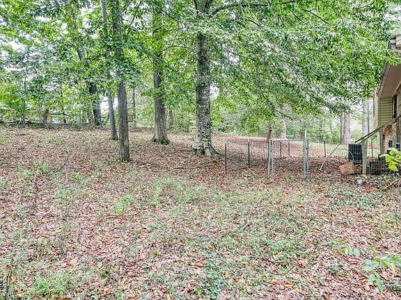 4th image of 1671 New Hope Dr