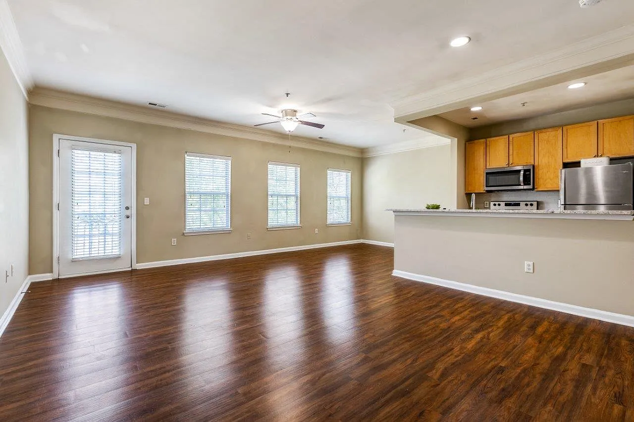 Worthington Apartments and Townhomes — Photo 3