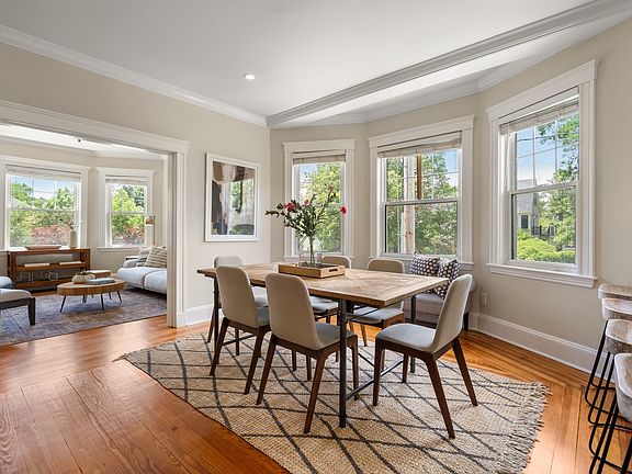 5th image of 293 Huron Ave #2