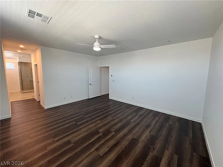 3262 Fountaintree Ave — Photo 36