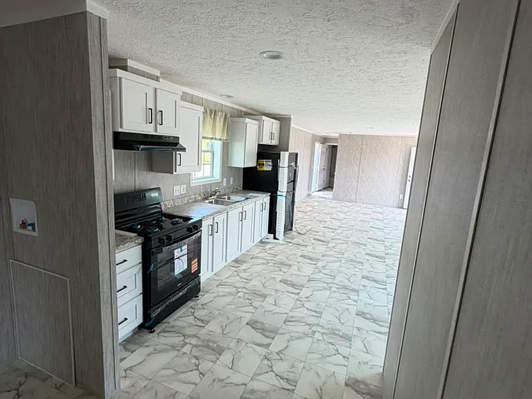 265 Brian Ln — Photo 3