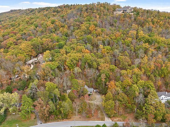 4th image of 9425 Standifer Gap Rd