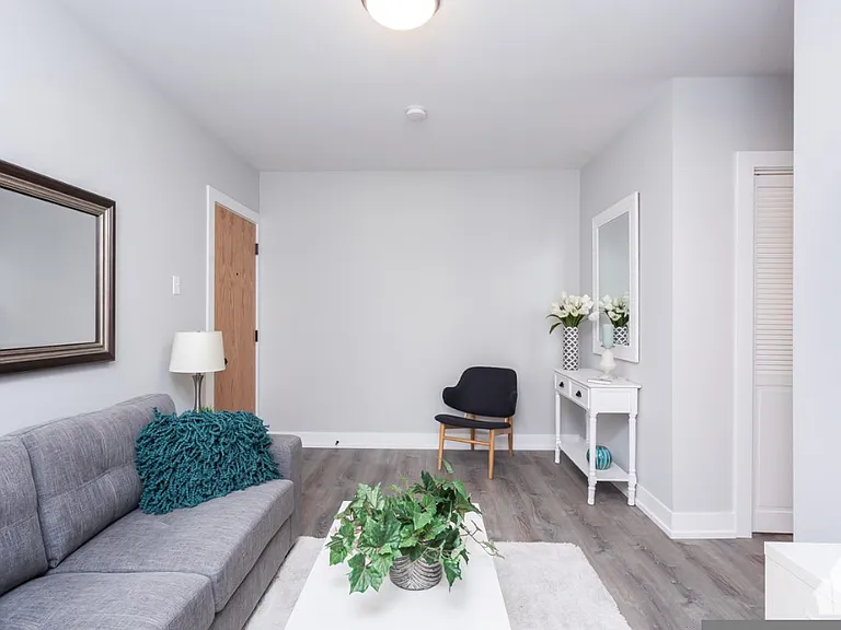 432 W Belden Ave #3 — Photo 4