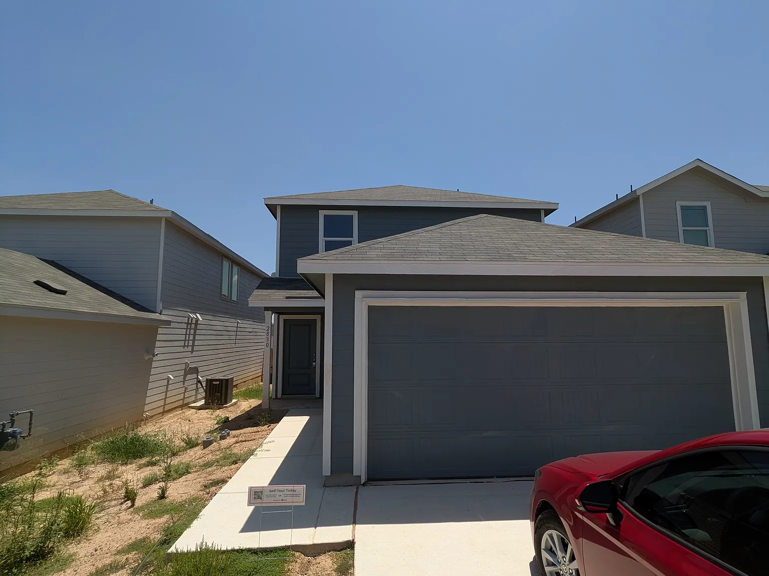 4 bed, 2.5 bath, 1897 sqft, $1,890 — Photo 2