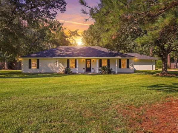 13630 Rolling Hills Dr, Beaumont, TX 77713