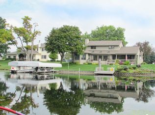 445 Edgewater Ct, Coldwater, MI 49036