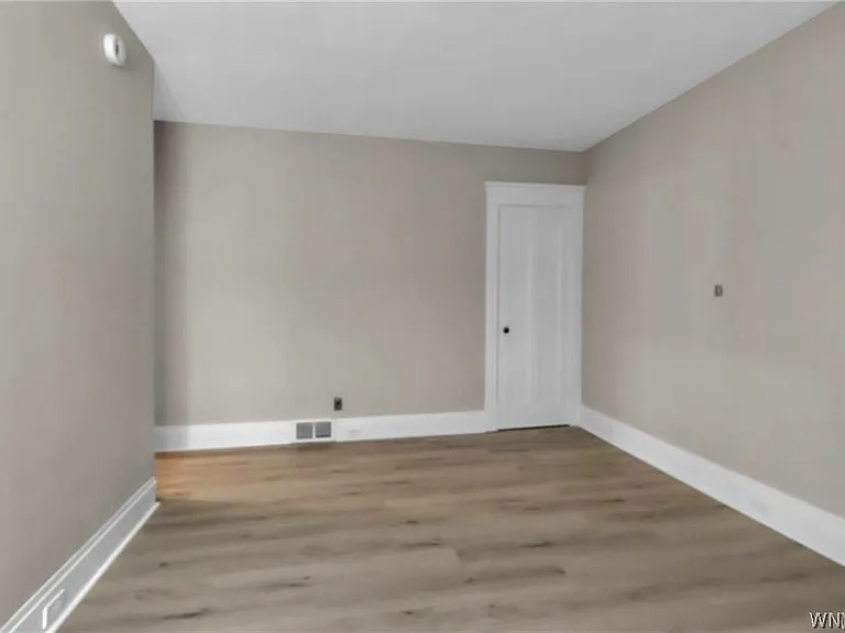 2514 Delaware Ave #1 — Photo 25