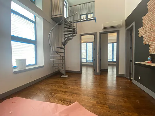 Rented by Lofts and Flats LLC | media 31