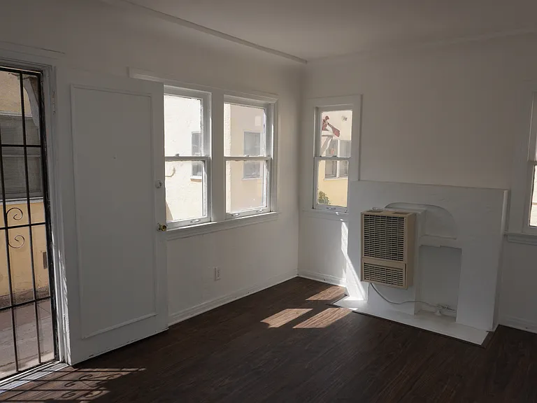 2841 S Orange Dr #2841 — Photo 16
