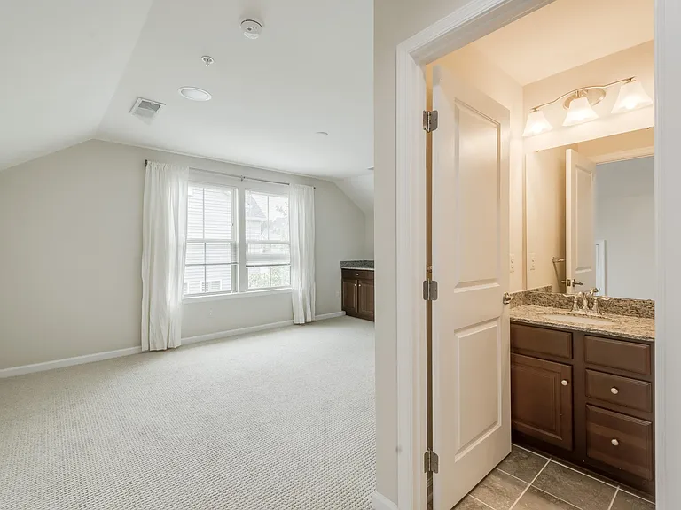 Loft Suite (4th Bedroom) on Upper Floor