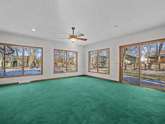 5th image of 250 N View St