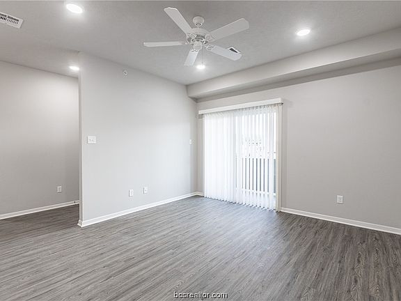 5th image of 1326 Prairie Dr #1112
