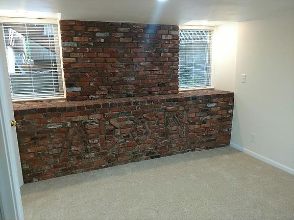 5th image of 9522 N Wall St #1