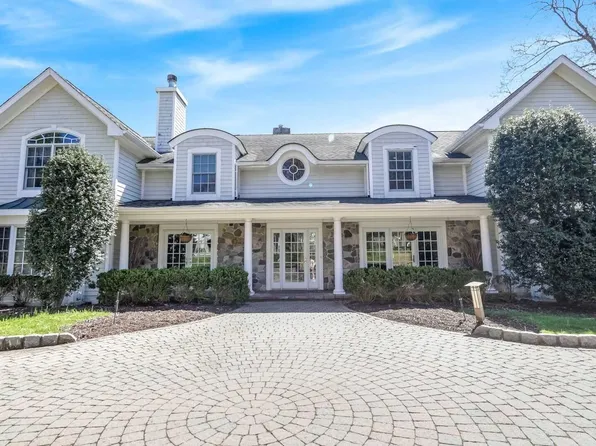 50 Skyline Dr, Upper Saddle River, NJ 07458