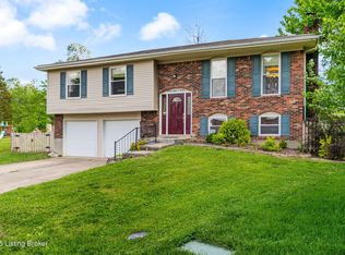 9807 Dea Dea Ct, Louisville, KY 40291