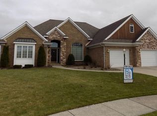 5315 Dorchester Dr, Erie, PA 16509