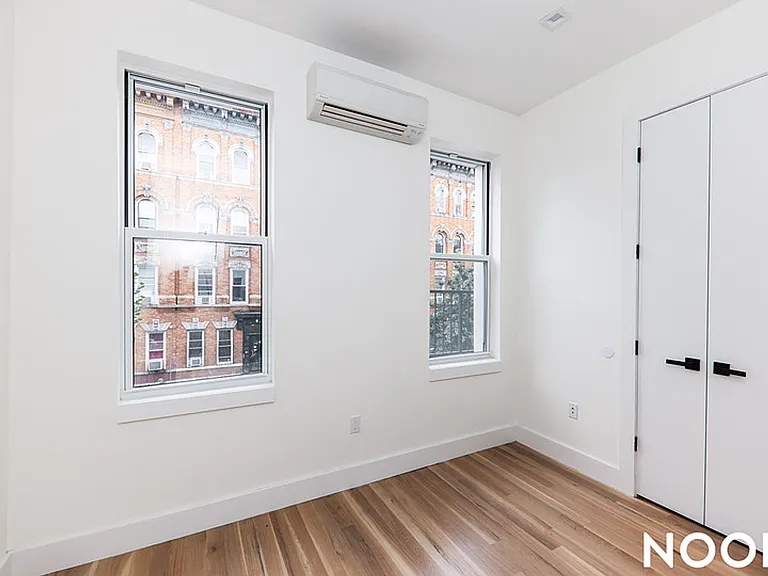 263 Stockholm St #2B — Photo 6