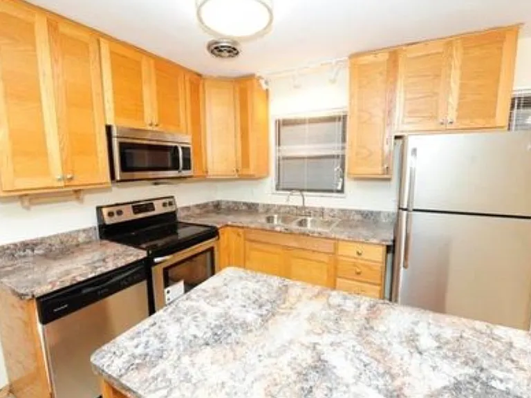 503 Sheridan Rd #A3 — Photo 6