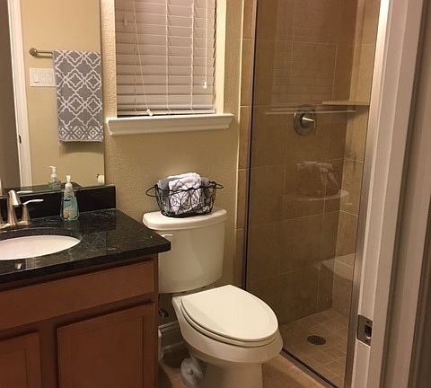 4th image of 3930 Banks Landing Ct