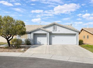 2220 Fountain Valley Way, North Las Vegas, NV 89031