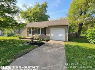 13718 Cypress Ave, Grandview, MO 64030