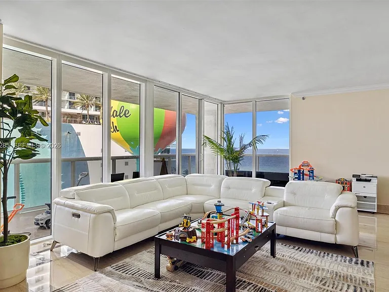 1800 S Ocean Dr #1010 — Photo 13